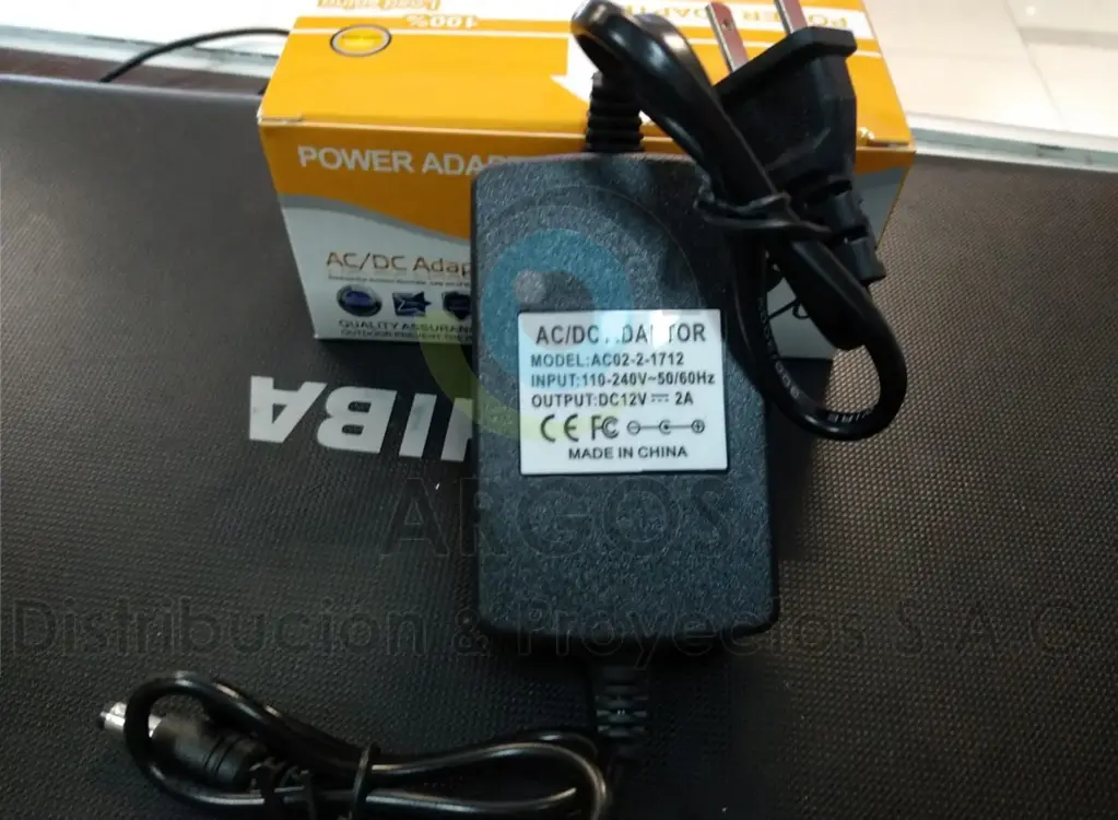 FUENTE DE 12V 2AMP YUS CCTV